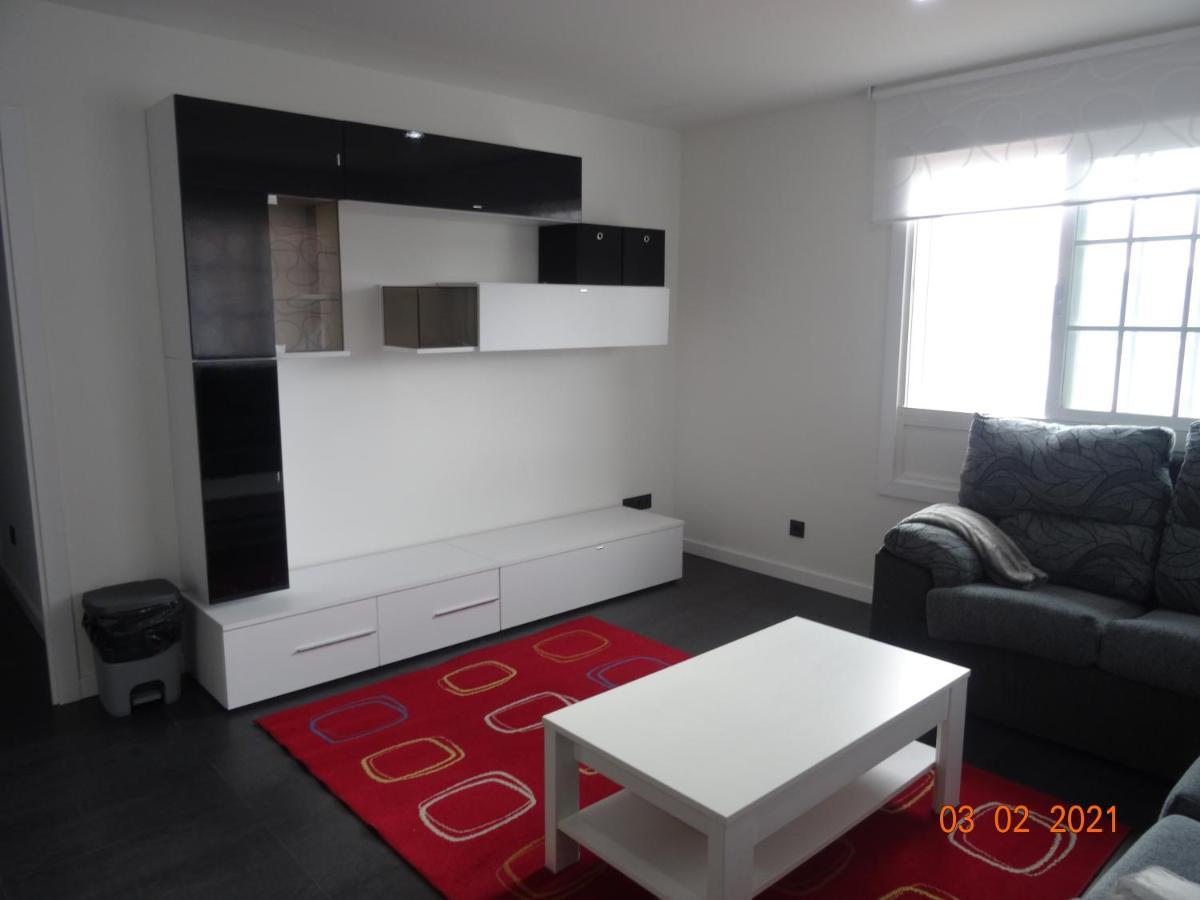 Apartamentos Casa Mucha Комбарро Екстер'єр фото