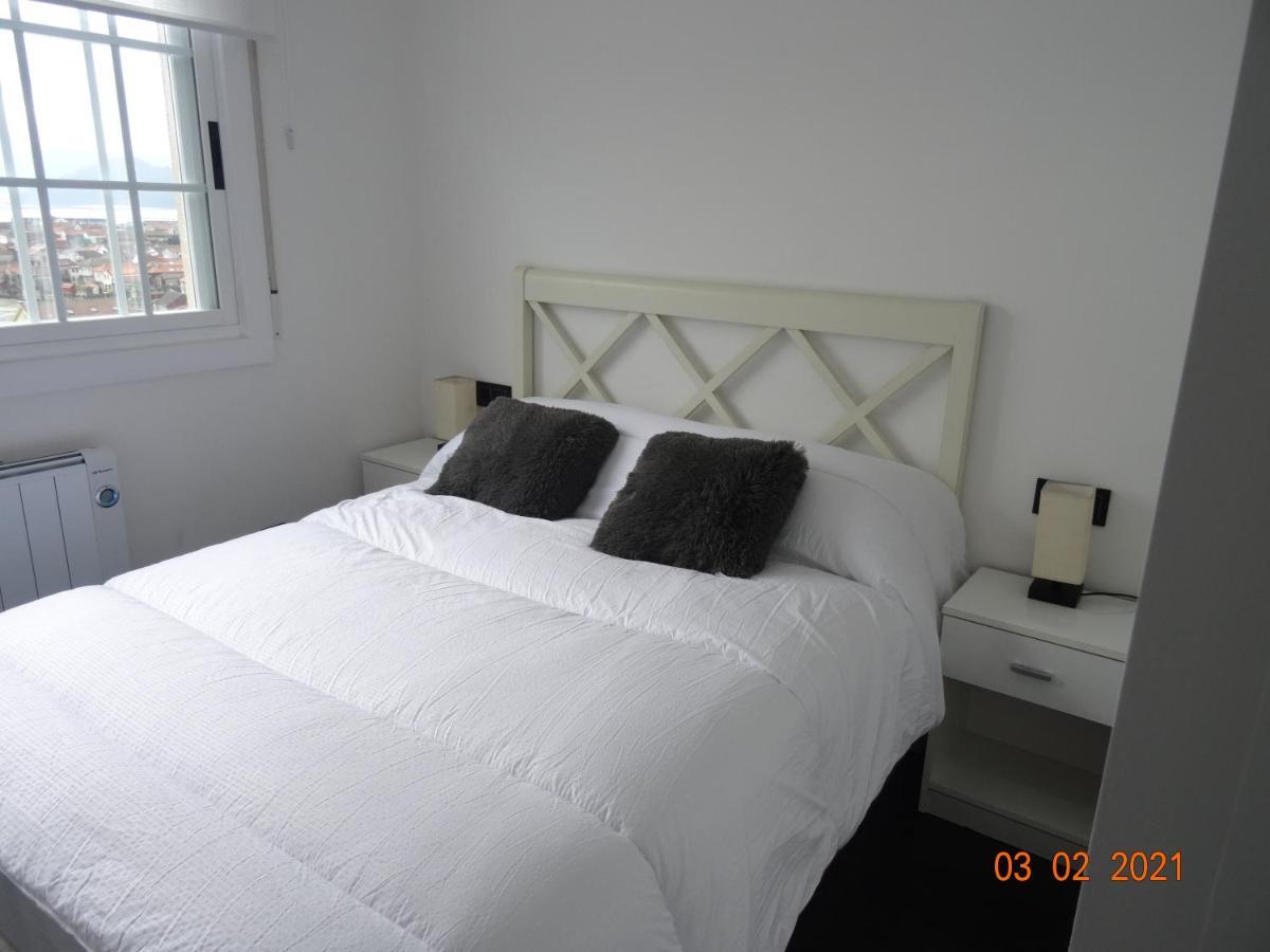 Apartamentos Casa Mucha Комбарро Екстер'єр фото
