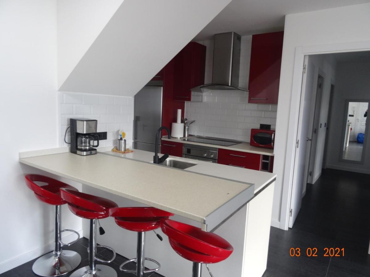 Apartamentos Casa Mucha Комбарро Екстер'єр фото